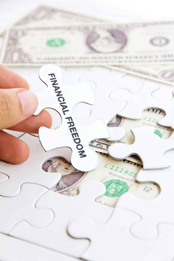 Stratégies intelligentes pour se libérer du salariat et obtenir la liberté financière
